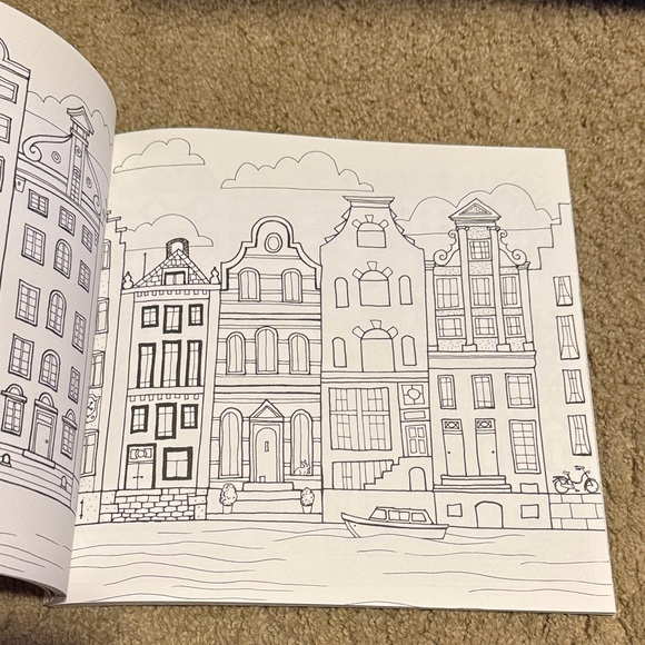 Splendid Cities Coloring Book - Hachette Book Group - Picture 6 of 6